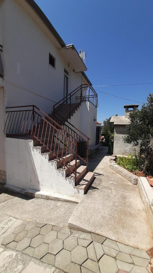 Apartmani Vukovic คาปริเย ภายนอก รูปภาพ